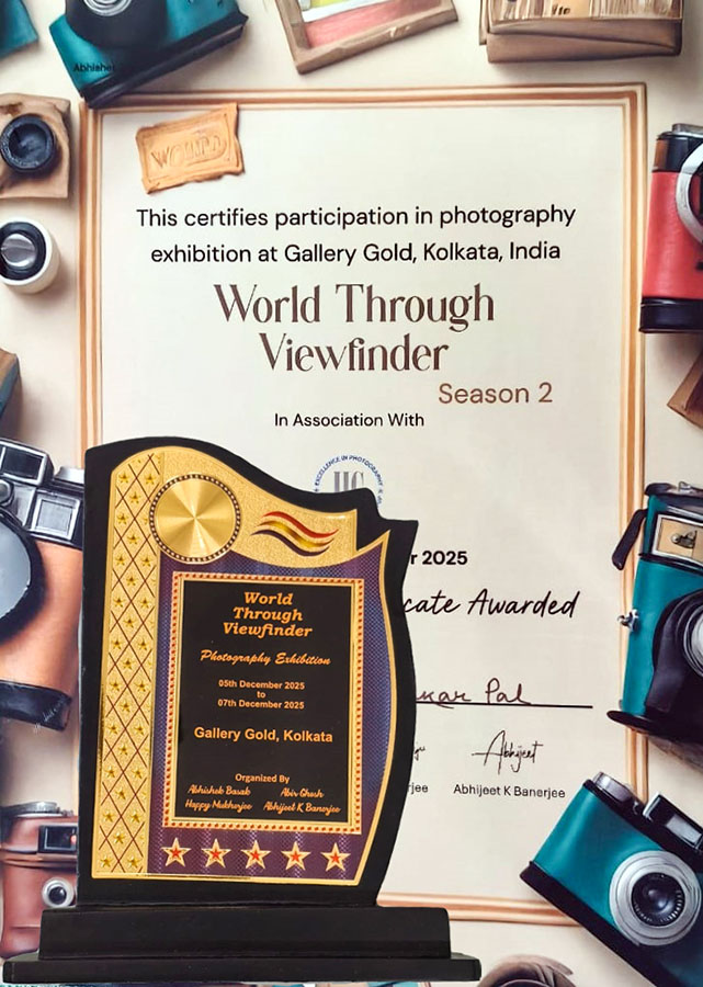 World Throug Viewfinder Exhibition Memento